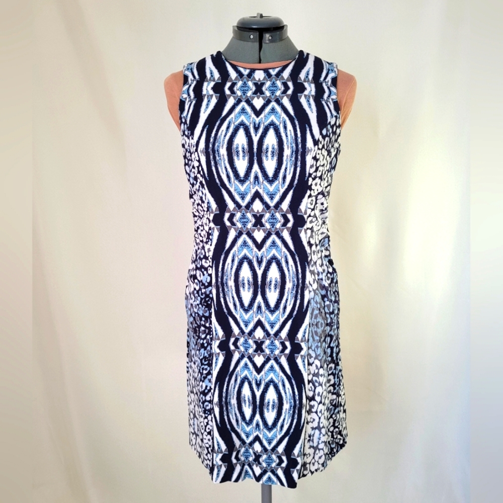 Leggiadro Blue Sleeveless Shift Dress with Scoop Neckline Size 8
